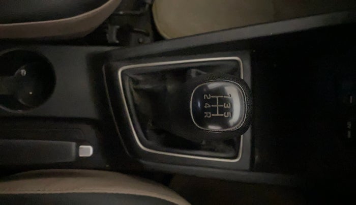 2015 Hyundai Elite i20 MAGNA 1.2, Petrol, Manual, 22,337 km, Gear Lever