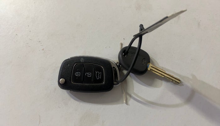 2015 Hyundai Elite i20 MAGNA 1.2, Petrol, Manual, 22,337 km, Key Close Up