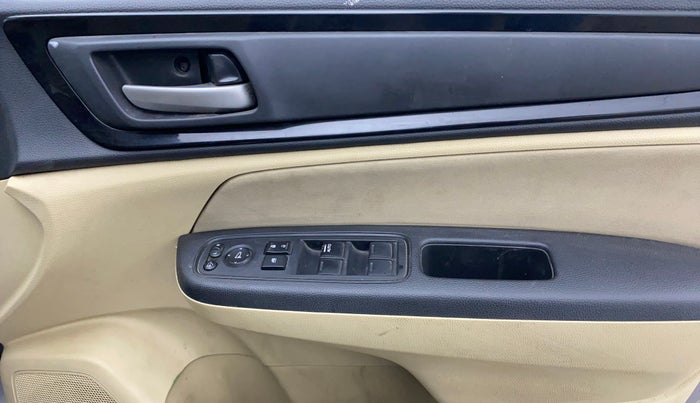 2019 Honda Amaze 1.2L I-VTEC S, Petrol, Manual, 57,215 km, Driver Side Door Panels Control