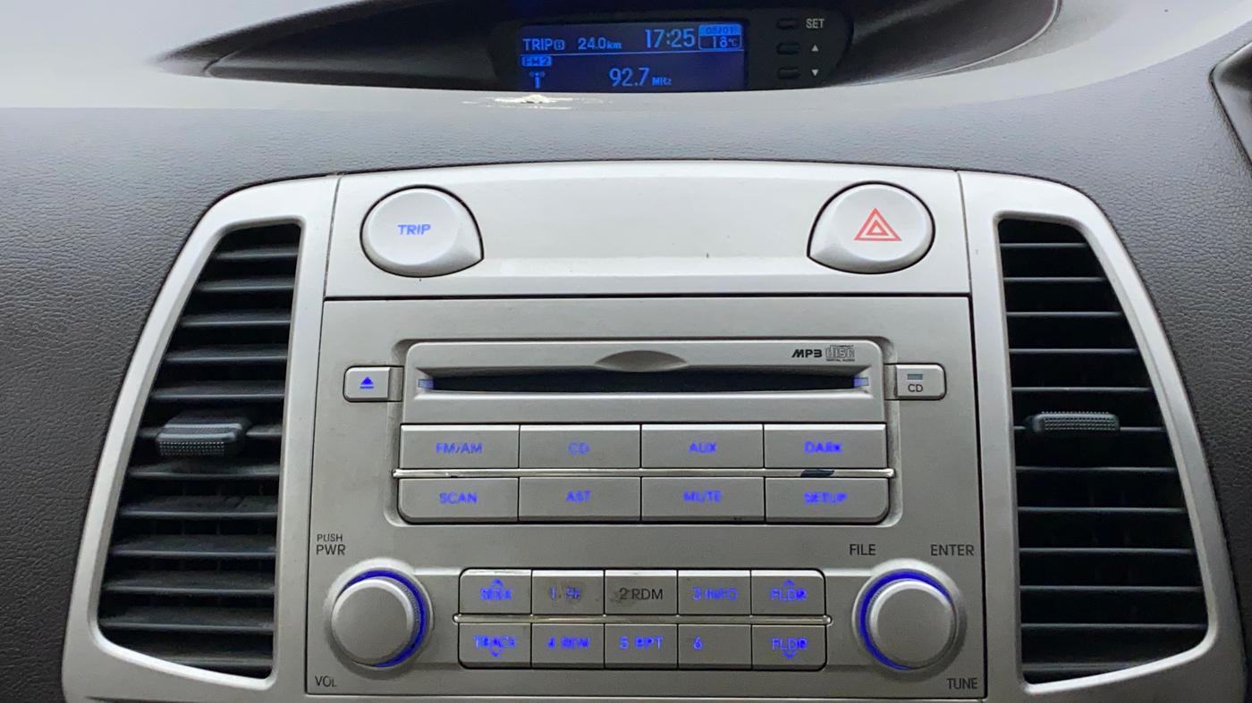 2011 Hyundai i20 MAGNA 1.2, Petrol, Manual, 85,281 km, Infotainment System