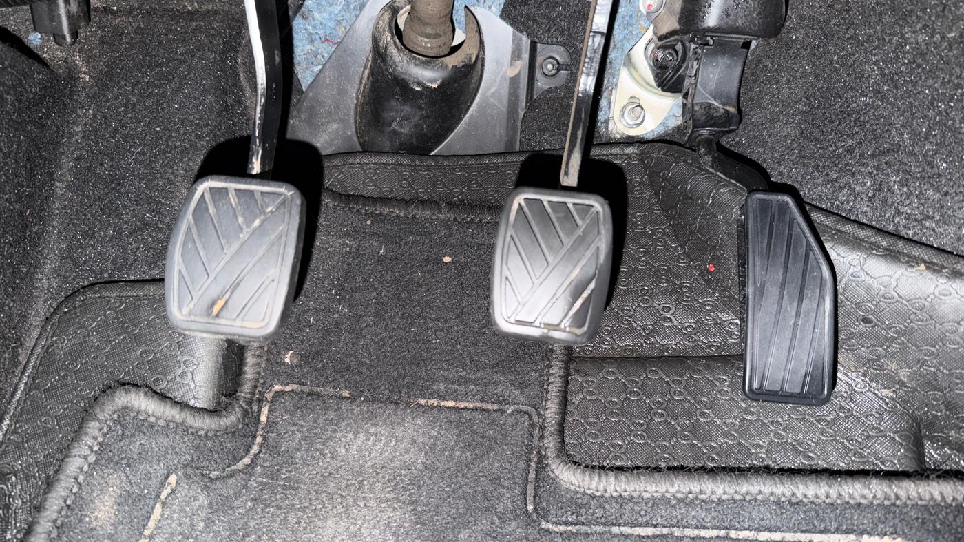 2022 Maruti New Wagon-R VXI CNG 1.0, CNG, Manual, 86,159 km, Pedals
