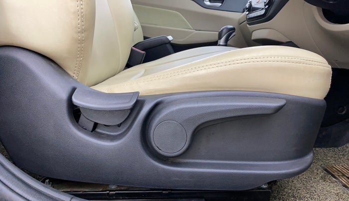 2021 Hyundai Verna SX 1.5 VTVT IVT, Petrol, Automatic, 35,989 km, Driver Side Adjustment Panel