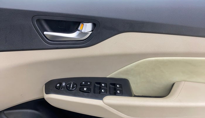 2021 Hyundai Verna SX 1.5 VTVT IVT, Petrol, Automatic, 35,989 km, Driver Side Door Panels Control