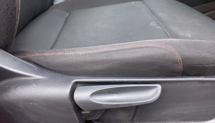 2020 Volkswagen Polo HIGHLINE PLUS 1.0 TSI MT, Petrol, Manual, 19,363 km, Driver Side Adjustment Panel