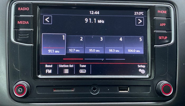 2020 Volkswagen Polo HIGHLINE PLUS 1.0 TSI MT, Petrol, Manual, 19,363 km, Infotainment System