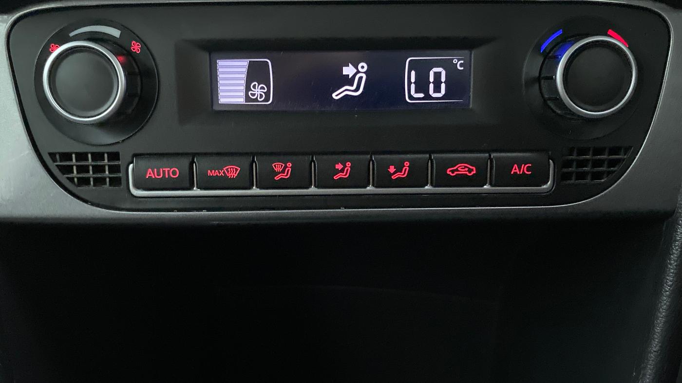 2020 Volkswagen Polo HIGHLINE PLUS 1.0 TSI MT, Petrol, Manual, 19,363 km, Automatic Climate Control