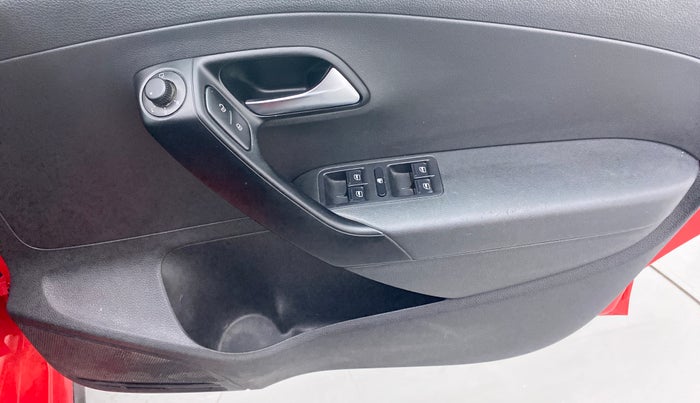 2020 Volkswagen Polo HIGHLINE PLUS 1.0 TSI MT, Petrol, Manual, 19,363 km, Driver Side Door Panels Control