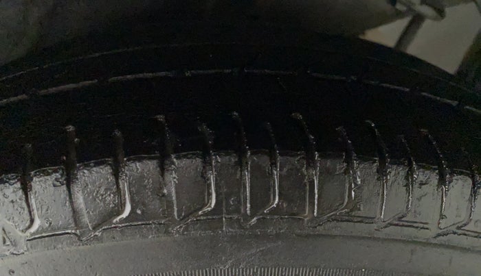 2012 Hyundai i10 MAGNA 1.2, Petrol, Manual, 78,675 km, Left Rear Tyre Tread