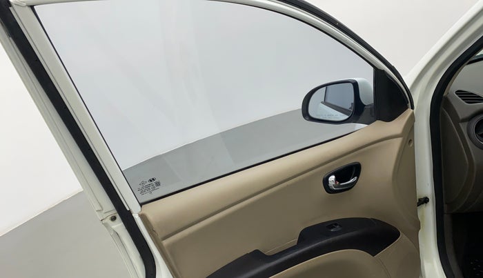 2012 Hyundai i10 MAGNA 1.2, Petrol, Manual, 78,675 km, Left front window switch / handle - Switch/handle not functional