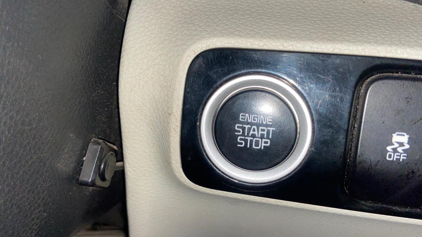 2022 KIA SONET HTX 1.5 AT, Diesel, Automatic, 62,800 km, Keyless Start/ Stop Button