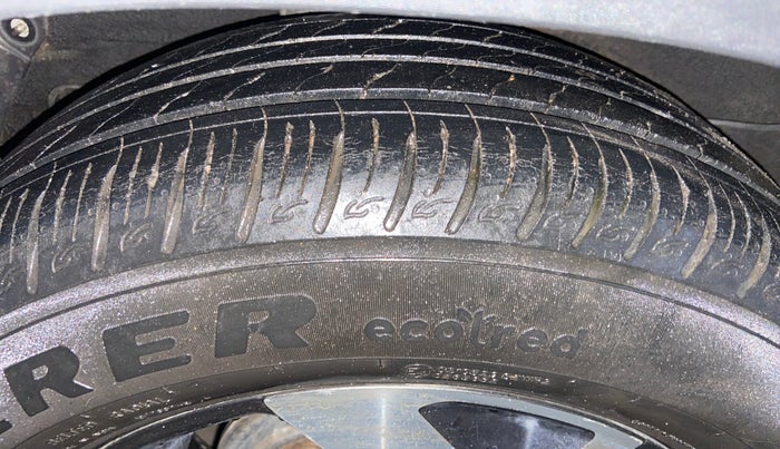 2022 KIA SONET HTX 1.5 AT, Diesel, Automatic, 63,174 km, Right Rear Tyre Tread