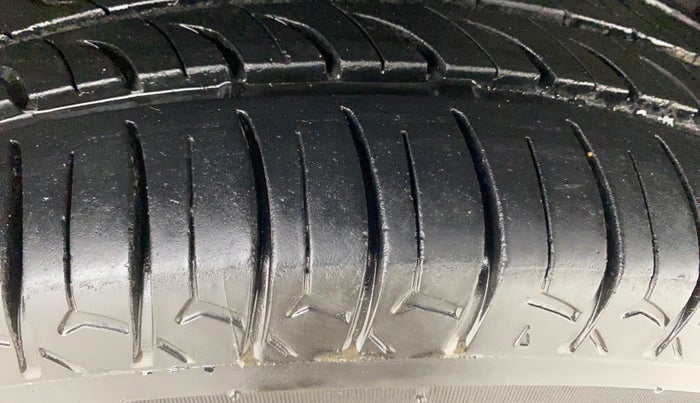 2018 Honda Amaze 1.5L I-DTEC S, Diesel, Manual, 65,604 km, Right Front Tyre Tread