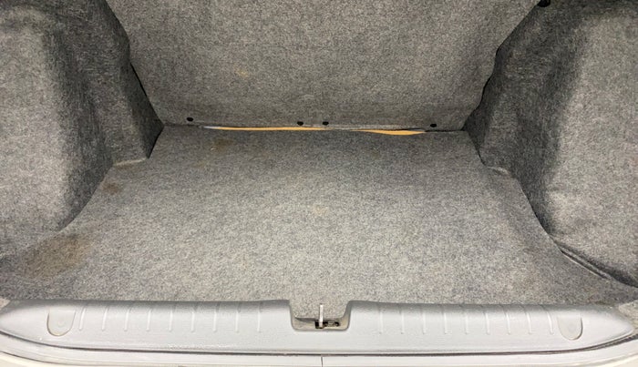 2018 Honda Amaze 1.5L I-DTEC S, Diesel, Manual, 65,604 km, Boot Inside