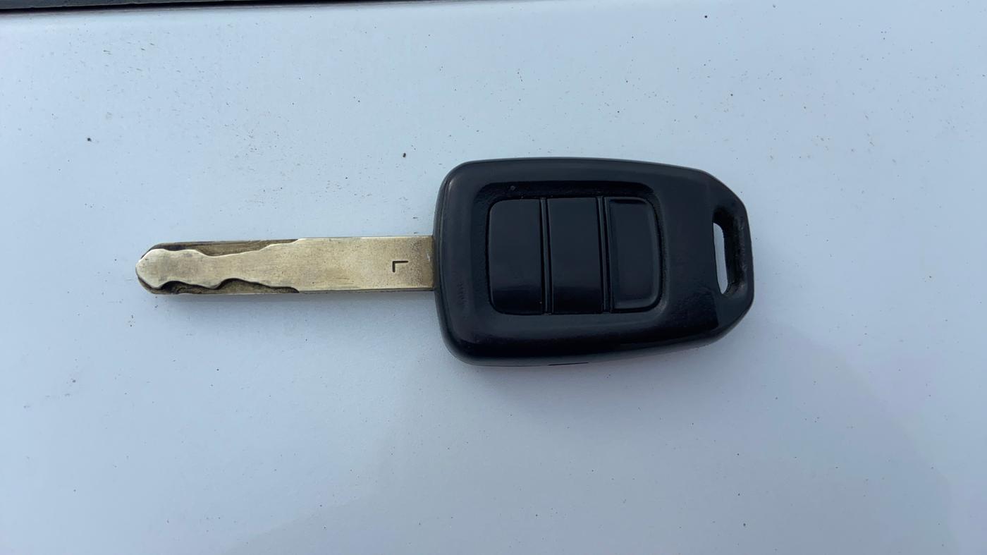2015 Honda Jazz 1.2L I-VTEC V AT, Petrol, Automatic, 1,23,478 km, Key Close Up