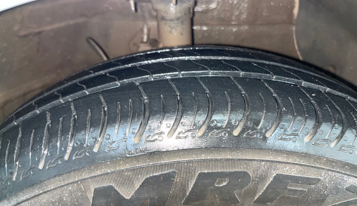 2022 Hyundai AURA S 1.2 CNG, CNG, Manual, 65,411 km, Right Front Tyre Tread