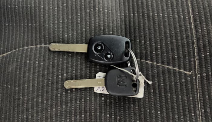 2016 Honda BR-V 1.5L I-VTEC S, Petrol, Manual, 57,195 km, Key Close Up