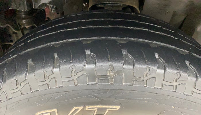 2021 Mahindra Thar LX D 4WD MT CONVERTIBLE, Diesel, Manual, 69,668 km, Left Front Tyre Tread
