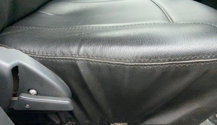 2016 Maruti Alto 800 VXI O, Petrol, Manual, 21,665 km, Driver Side Adjustment Panel