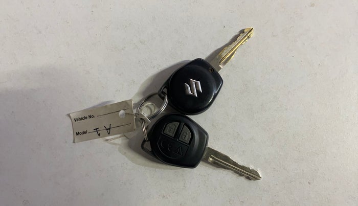 2018 Maruti Baleno DELTA PETROL 1.2, CNG, Manual, 52,443 km, Key Close Up