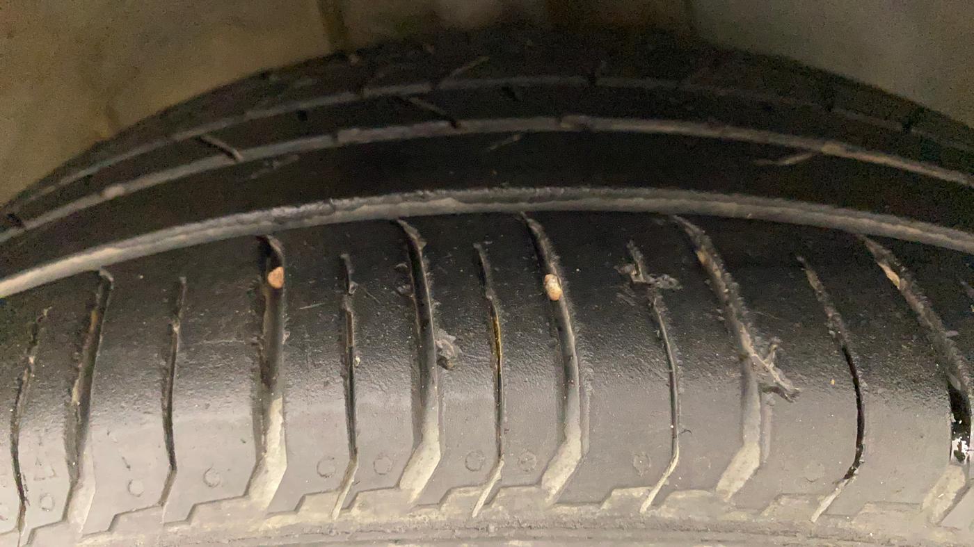 2022 Hyundai NEW I20 N LINE N8 1.0 TURBO GDI IMT, Petrol, Manual, 19,902 km, Right Front Tyre Tread