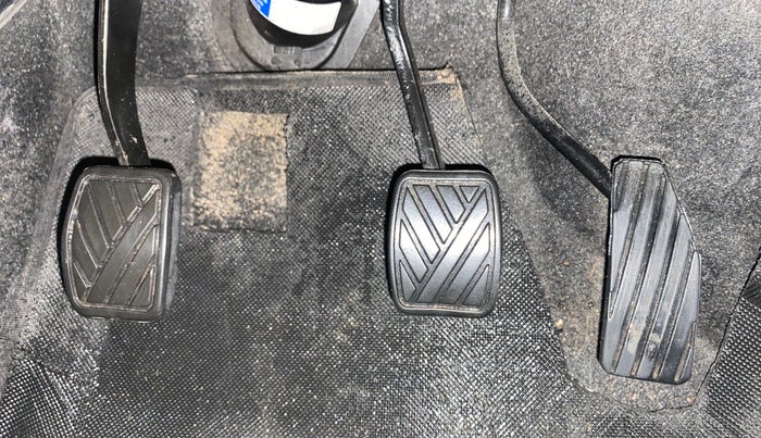 2018 Maruti Wagon R 1.0 VXI+ (O) MT, Petrol, Manual, 58,944 km, Pedals