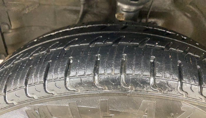 2018 Maruti Wagon R 1.0 VXI+ (O) MT, Petrol, Manual, 58,944 km, Left Front Tyre Tread