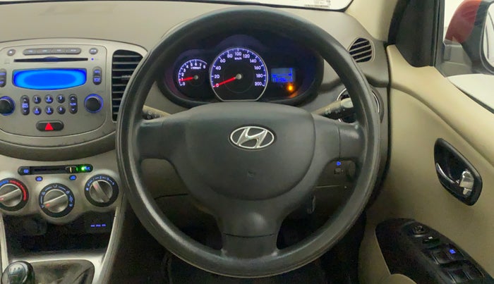 2012 Hyundai i10 SPORTZ 1.2, Petrol, Manual, 1,18,765 km, Steering Wheel Close Up