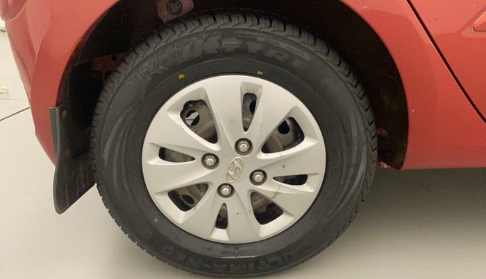 2012 Hyundai i10 SPORTZ 1.2, Petrol, Manual, 1,18,765 km, Right Rear Wheel