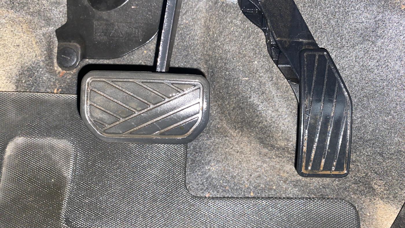 2022 Maruti S PRESSO VXI PLUS AMT, Petrol, Automatic, 32,645 km, Pedals