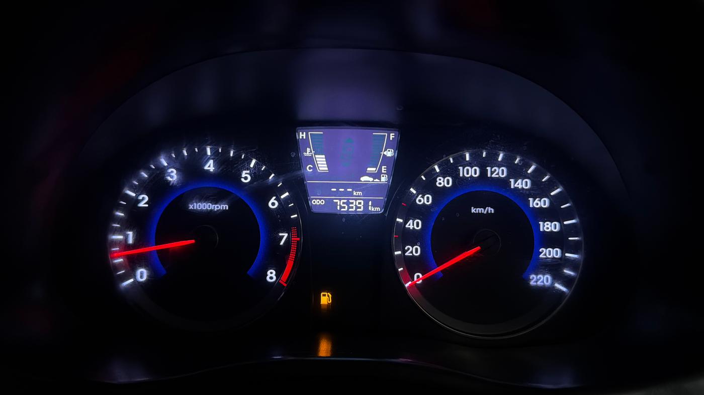 2016 Hyundai Verna 1.6 VTVT SX, Petrol, Manual, 75,369 km, Odometer Image