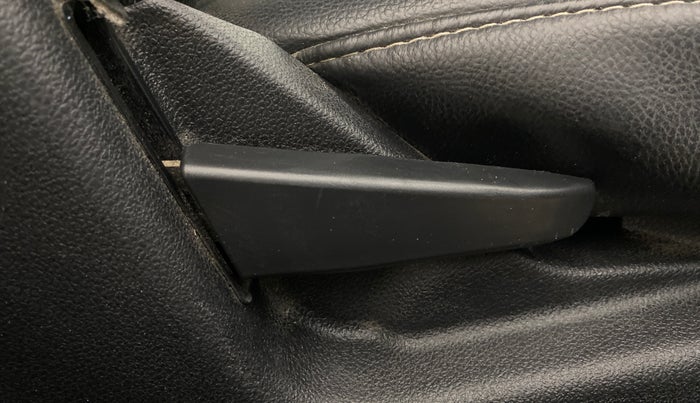 2014 Ford Figo EXI 1.4 DIESEL, Diesel, Manual, 1,11,292 km, Driver Side Adjustment Panel