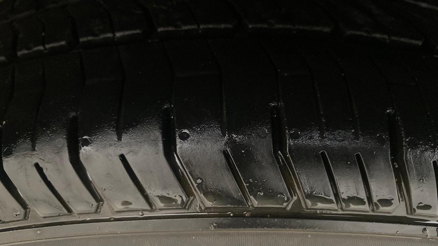 2014 Ford Figo EXI 1.4 DIESEL, Diesel, Manual, 1,11,292 km, Left Front Tyre Tread