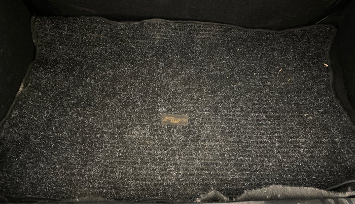 2014 Ford Figo EXI 1.4 DIESEL, Diesel, Manual, 1,11,292 km, Boot Inside