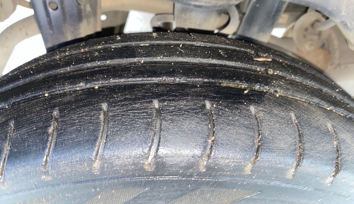 2014 Maruti Alto 800 LXI, Petrol, Manual, 52,408 km, Right Rear Tyre Tread