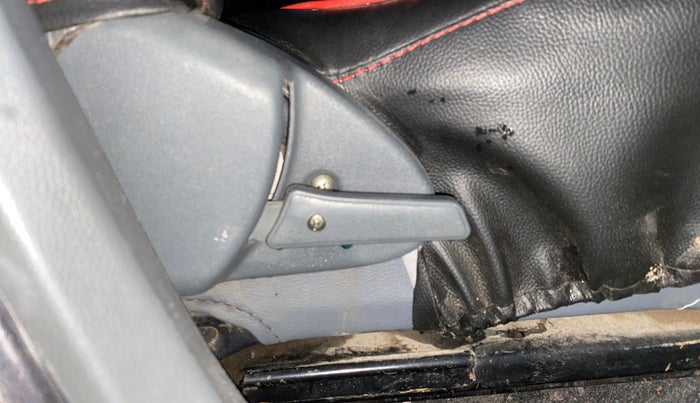 2014 Maruti Alto 800 LXI, Petrol, Manual, 52,408 km, Driver Side Adjustment Panel