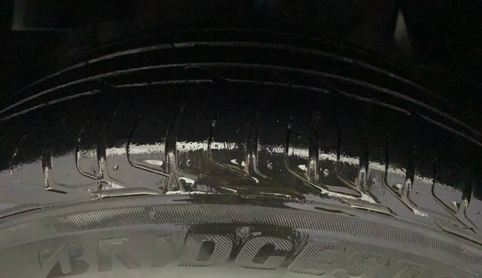 2022 Tata NEXON XZ PLUS (PREMIUM) DARK EDITION PETROL, Petrol, Manual, 24,447 km, Left Front Tyre Tread