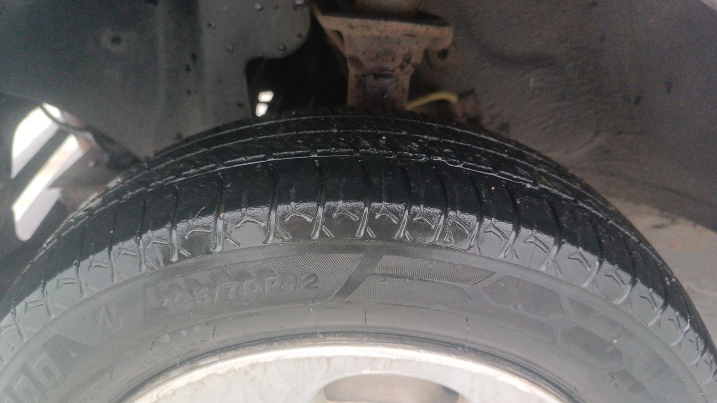 2014 Tata Nano TWIST XT, Petrol, Manual, 70,953 km, Left Front Tyre Tread