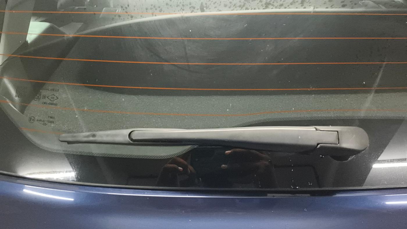 2024 Maruti Grand Vitara ALPHA SMART HYBRID AT, Petrol, Automatic, 28,052 km, Rear Wiper