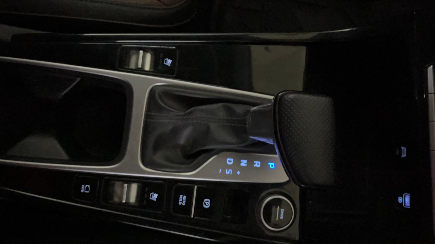 2021 Hyundai ALCAZAR 1.5 SIGNATURE (O) AT 6STR, Diesel, Automatic, 74,760 km, Gear Lever