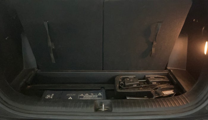 2021 Hyundai ALCAZAR 1.5 SIGNATURE (O) AT 6STR, Diesel, Automatic, 74,694 km, Boot Inside