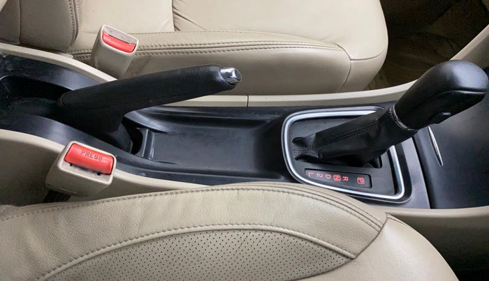 2018 Maruti Ciaz ALPHA  AT 1.5 SHVS PETROL, Petrol, Automatic, 56,035 km, Gear Lever