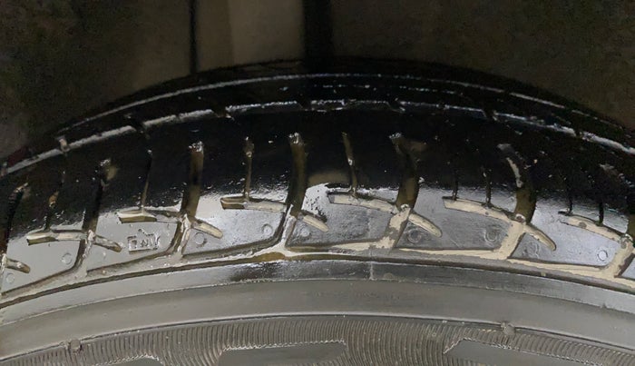 2018 Maruti Baleno DELTA PETROL 1.2, Petrol, Manual, 44,378 km, Right Rear Tyre Tread