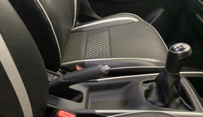 2018 Maruti Baleno DELTA PETROL 1.2, Petrol, Manual, 44,378 km, Gear Lever