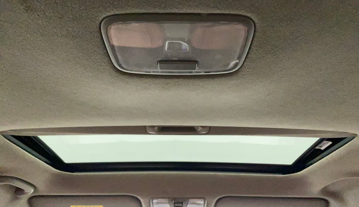 2018 Hyundai Creta SX AT 1.6 PETROL, Petrol, Automatic, 44,999 km, Moonroof/ Sunroof