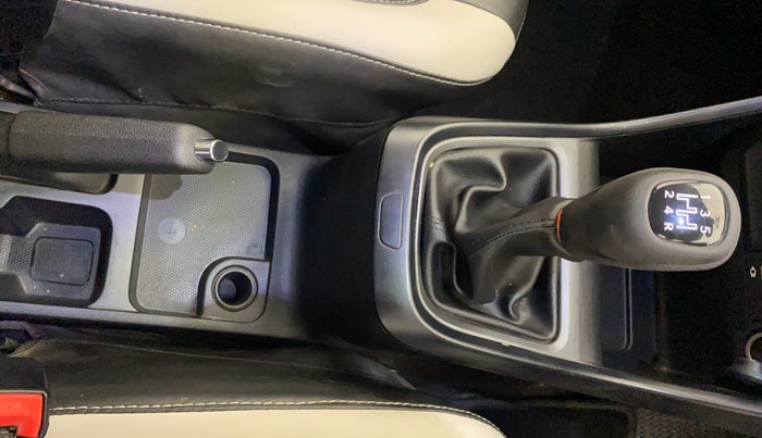2024 Tata ALTROZ XM PLUS CNG, CNG, Manual, 28,896 km, Gear Lever