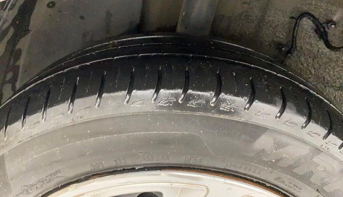 2024 Tata ALTROZ XM PLUS CNG, CNG, Manual, 28,896 km, Right Rear Tyre Tread