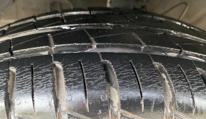 2020 Hyundai NEW SANTRO ERA EXECUTIVE, Petrol, Manual, 5,091 km, Left Front Tyre Tread