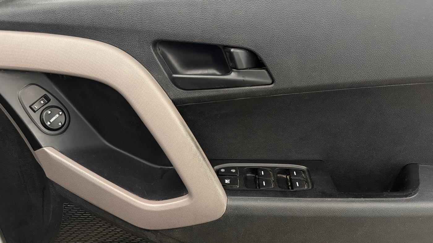 2019 Hyundai Creta E PLUS 1.6 DIESEL, Diesel, Manual, 93,512 km, Driver Side Door Panels Control