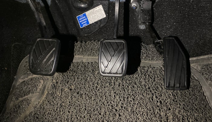 2018 Maruti Baleno DELTA PETROL 1.2, Petrol, Manual, 60,496 km, Pedals