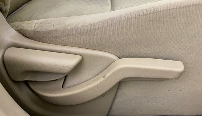 2015 Honda Amaze 1.2L I-VTEC S, Petrol, Manual, 62,854 km, Driver Side Adjustment Panel